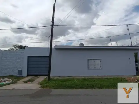 Casa en Venta en Berazategui, USD 80.000