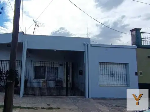 4 A y 121