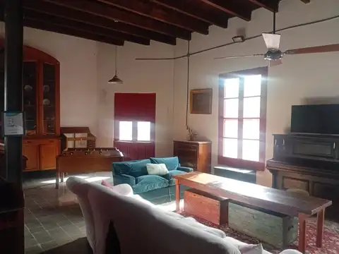 Azcuénaga 700