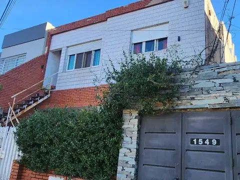 Depto Tipo Casa en Venta 60 años