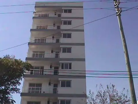 EN VENTA AMPLIO DEPARTAMENTO DE 2 AMBIENTES, 56,5M2 CUBIERTOS - FICHA 5050