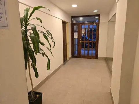 VENTA DE COCHERA EN VILLA URQUIZA