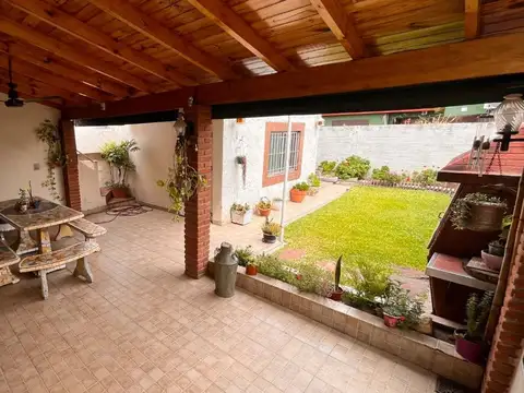 Venta PH al Frente c/Cochera Ballester