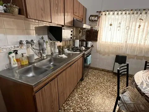 Depto Tipo Casa en Venta con 1 cocheras