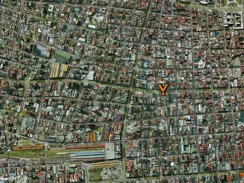 Avenida Corrientes e/ Larrea y Paso