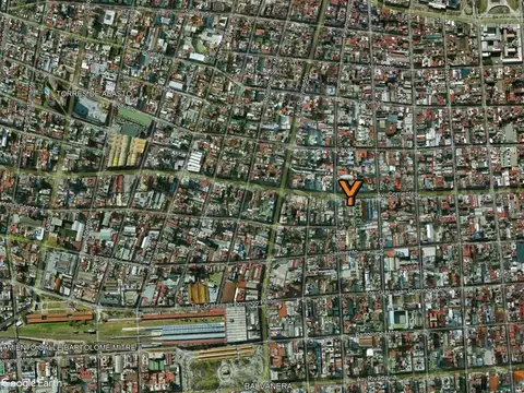 Avenida Corrientes e/ Larrea y Paso
