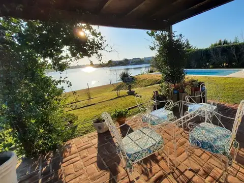 Casa en Alquiler en Villanueva, USD 2.500