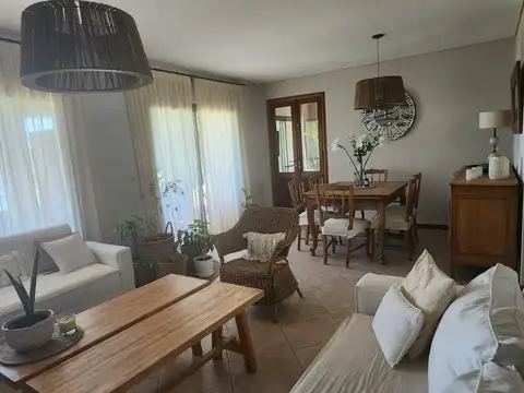 Casa en Alquiler al Noroeste