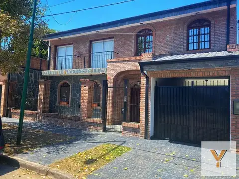 Casa en Venta en Barrio Grand Bourg, Salta