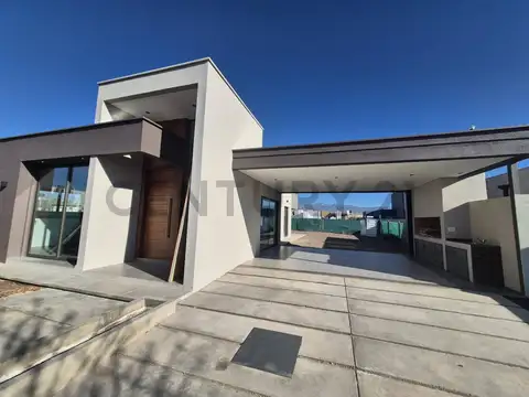 Casa en Venta a estrenar