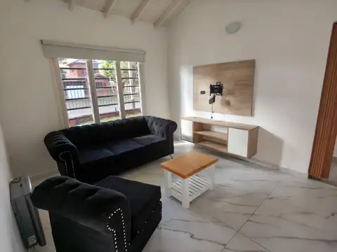 Depto Tipo Casa 3 ambientes con 1 baño