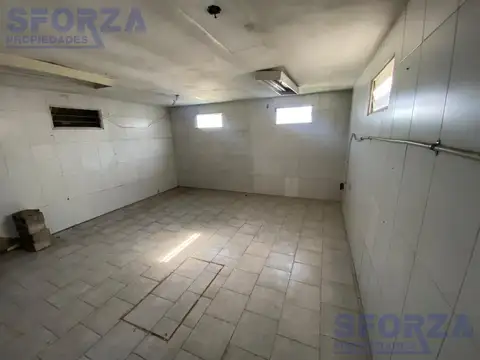 Av. Umberto Illia  al 4700