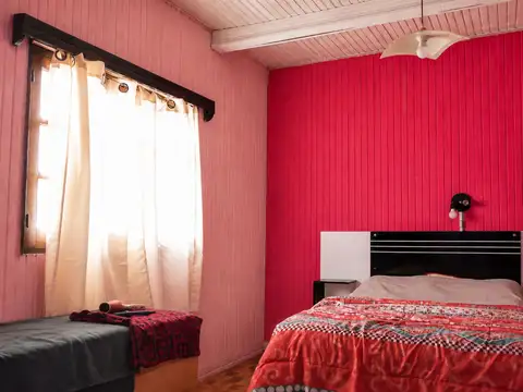 Casa en Alquiler con 1 cochera