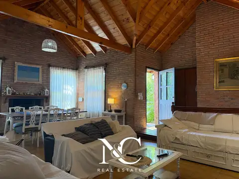 Casa en Venta al Noreste