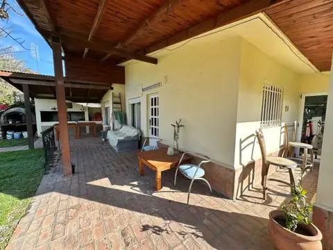 Casa en Venta en Funes, USD 246.000