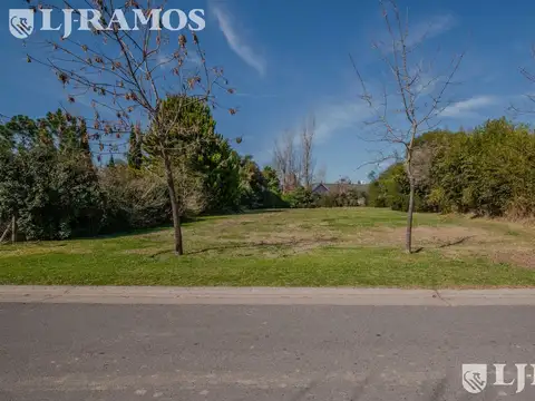 Lote interno de 850 m2, en venta en Santa Catalina