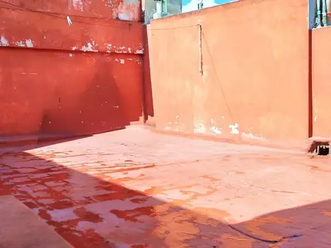 Depto Tipo Casa en Venta 46 años