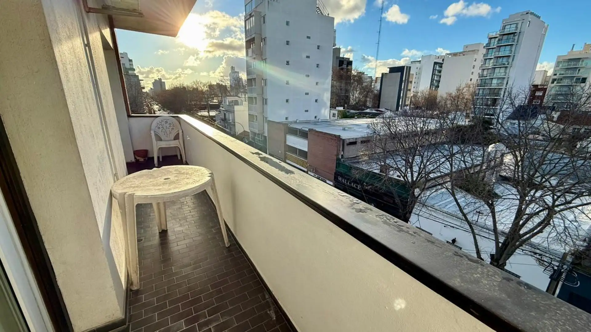 Depto 4 amb, 80m² con cochera y ascensor — Plaza Mitre
