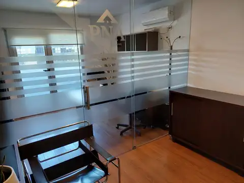 Oficina amoblada en Av. Carballo al 100