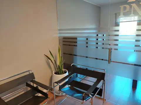 Oficina en Alquiler en Puerto Norte, $ 890.000