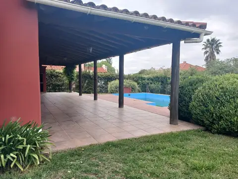 Alquiler! hermosa casa en b° el tipal