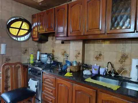 Casa en Venta con 6 cocheras