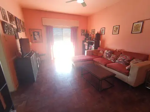 Depto Tipo Casa en Venta en Lanus Oeste, USD 149.000