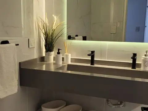 Departamento 4 ambientes con 2 baños