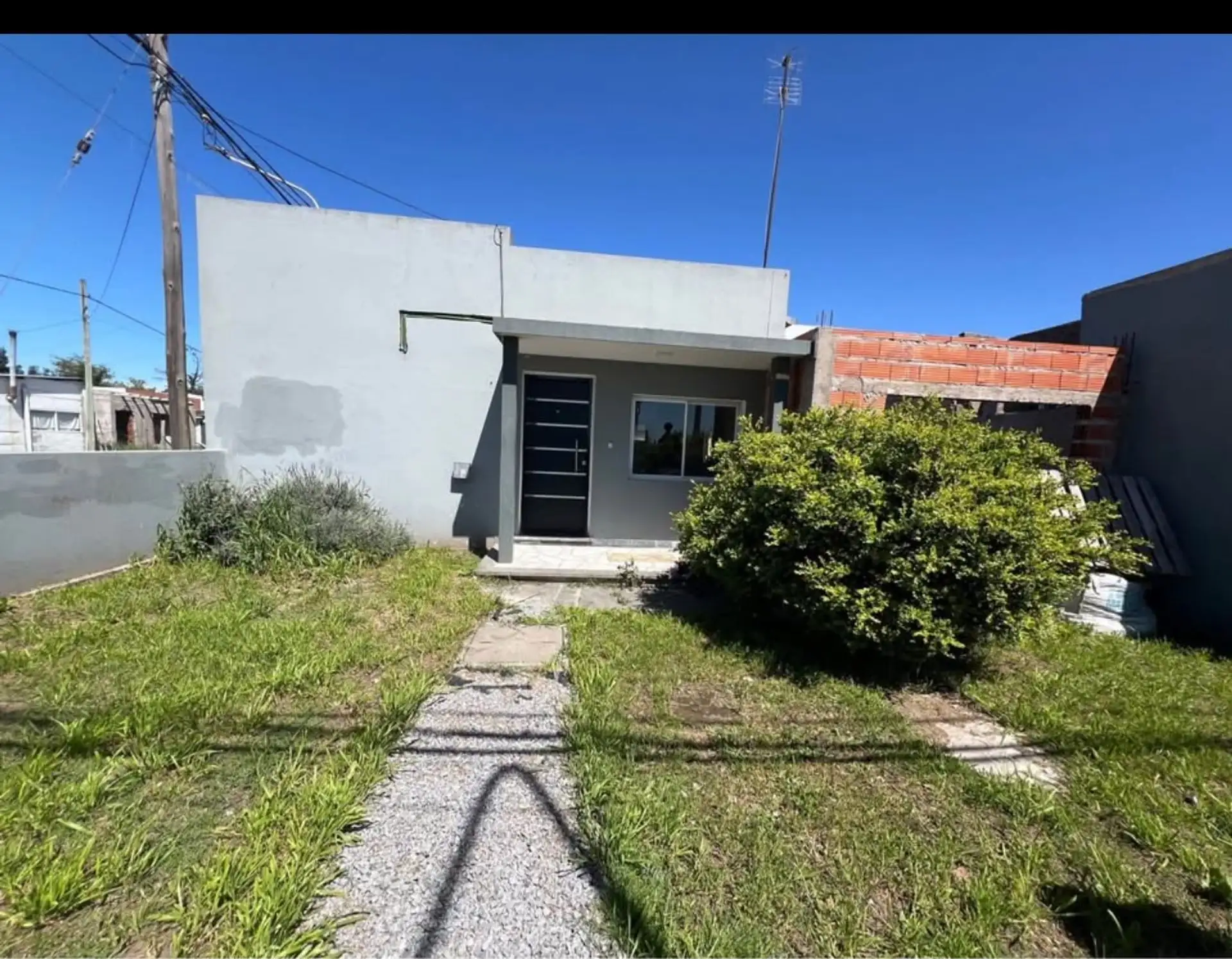 CASA MAS DEPARTAMENTO ZONA HIPODRÓMO