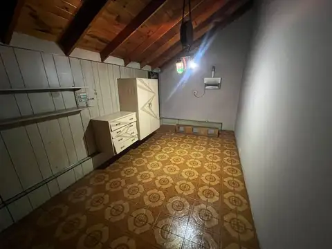 Venta de Casa de 4 ambientes en La Tablada