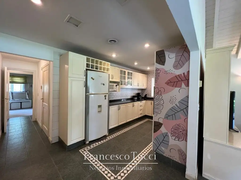 Casa en Alquiler de 330,0 m2