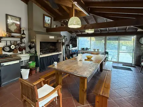 Casa en Alquiler en Ingeniero Maschwitz, USD 1.200