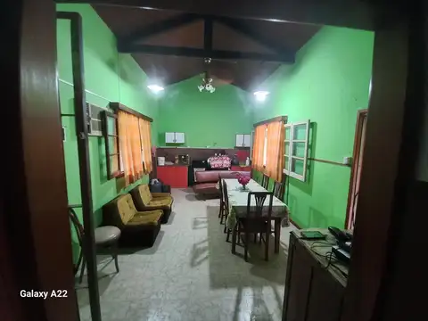 Casa 3 ambientes con 1 baño