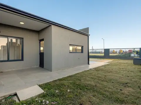 Casa en Venta en Funes, USD 115.000