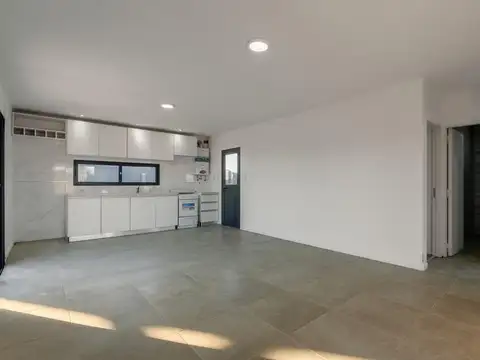 Casa 3 ambientes con 1 baño