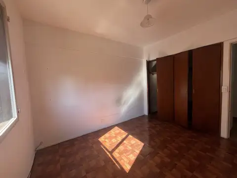 Departamento en Venta en Flores, USD 100.000