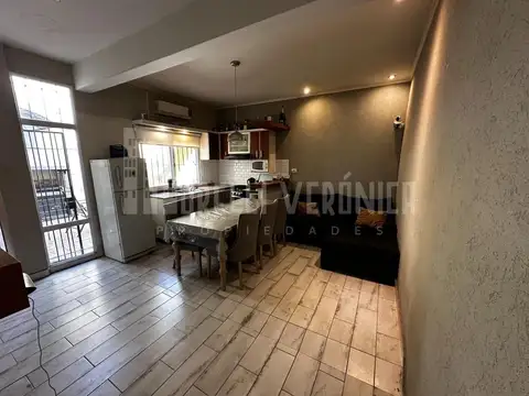 Depto Tipo Casa en Venta de 2 dormitorios