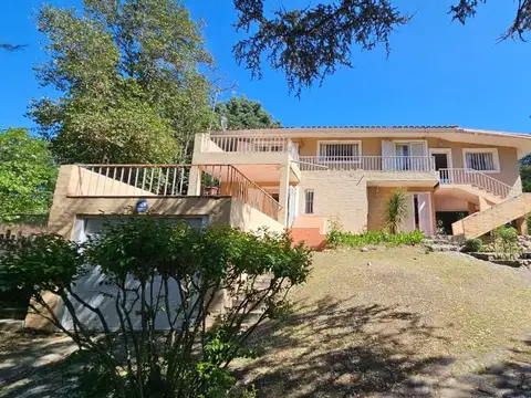 VENTA CASA 3 DORM CON PILETA BIALET MASSE