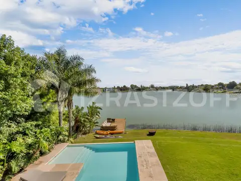 Casa en Venta al Oeste