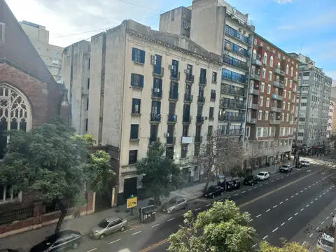 Avenida Belgrano 500, Piso 2