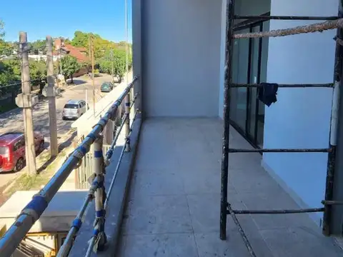 VENTA DEPARTAMENTO DUPLEX 2 AMBIENTES - BURZACO