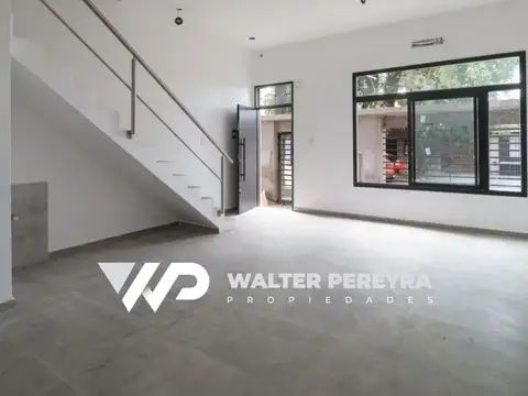 VENTA DEPARTAMENTO DUPLEX 2 AMBIENTES - BURZACO