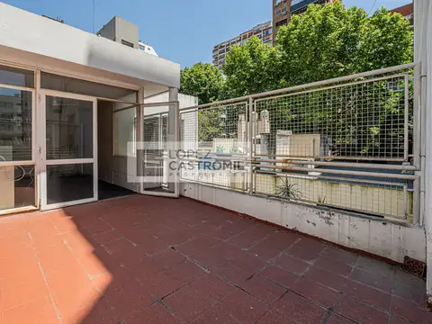 Casa 6 ambientes con 5 baños