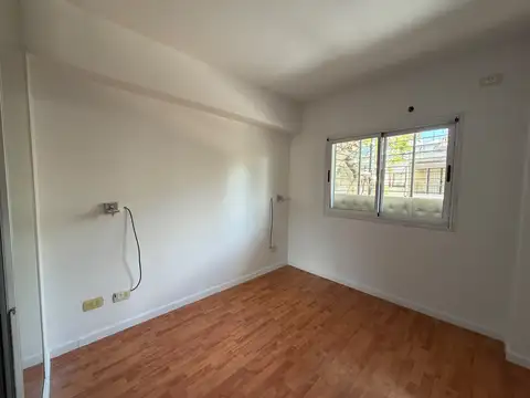Departamento 3 ambientes en alquiler en FLORES
