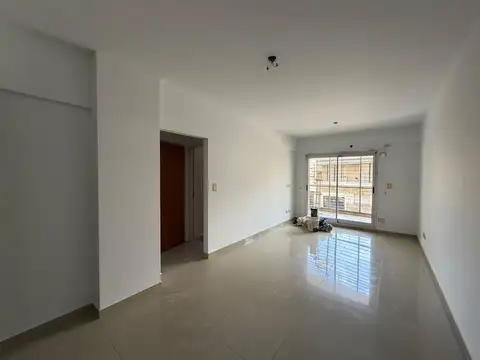 Departamento 3 ambientes en alquiler en FLORES