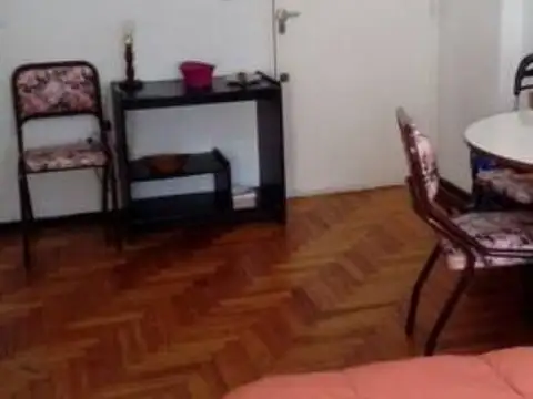 Alquiler Temporal Monoambiente  con balcón en Almagro 2 pax