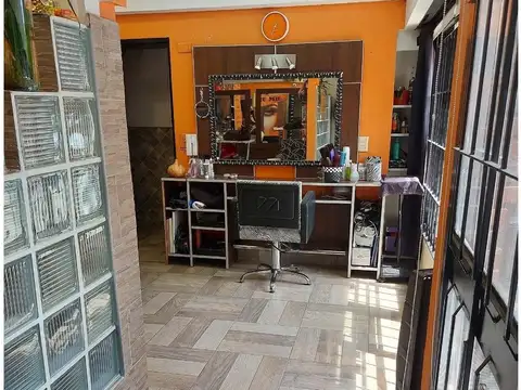 Venta local excelente ubicacion a metros de AV. San Martin e