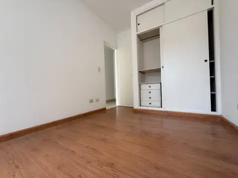 Depto Tipo Casa en Alquiler de 2 ambientes