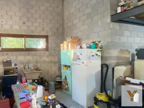Casa 2 ambientes con 1 baño
