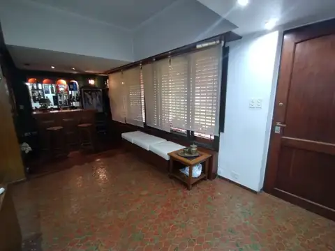 Casa en Venta en Adrogue, USD 268.000